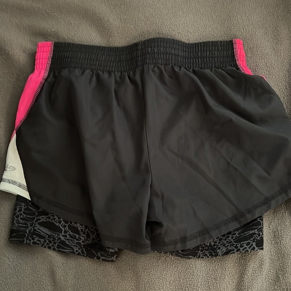Champion woman’s duo dry athletic shorts - Picture 2 of 2